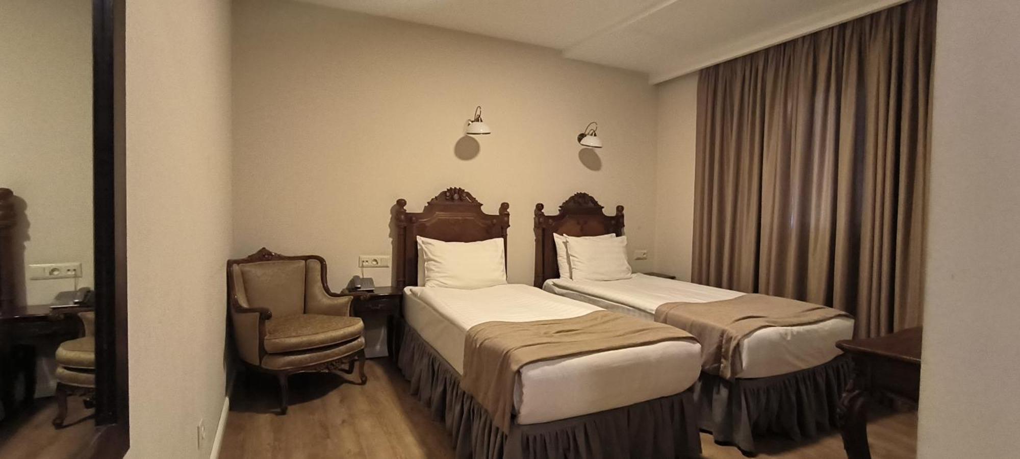 Prestige Palace - Esquisse Hotel Τυφλίδα Δωμάτιο φωτογραφία