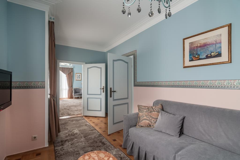 Prestige Palace - Esquisse Hotel Τυφλίδα Εξωτερικό φωτογραφία