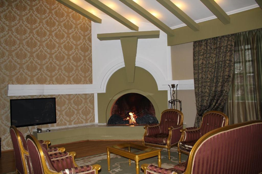 Prestige Palace - Esquisse Hotel Τυφλίδα Δωμάτιο φωτογραφία